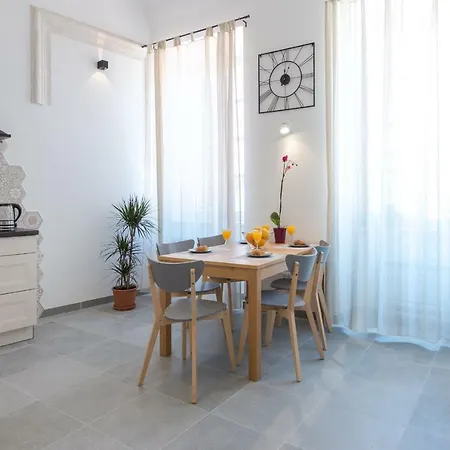 Apartment Nikili Old
