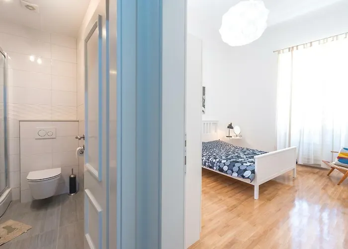 Nikili Old Appartement *